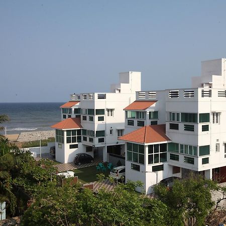Oyo 935 Hotel Palkhee มุมไบ ภายนอก รูปภาพ