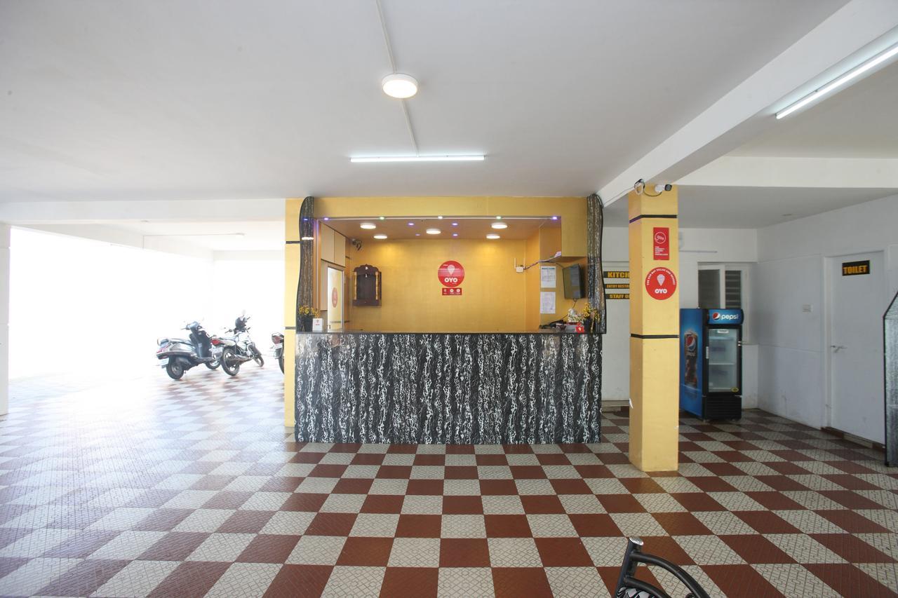 Oyo 935 Hotel Palkhee มุมไบ ภายนอก รูปภาพ