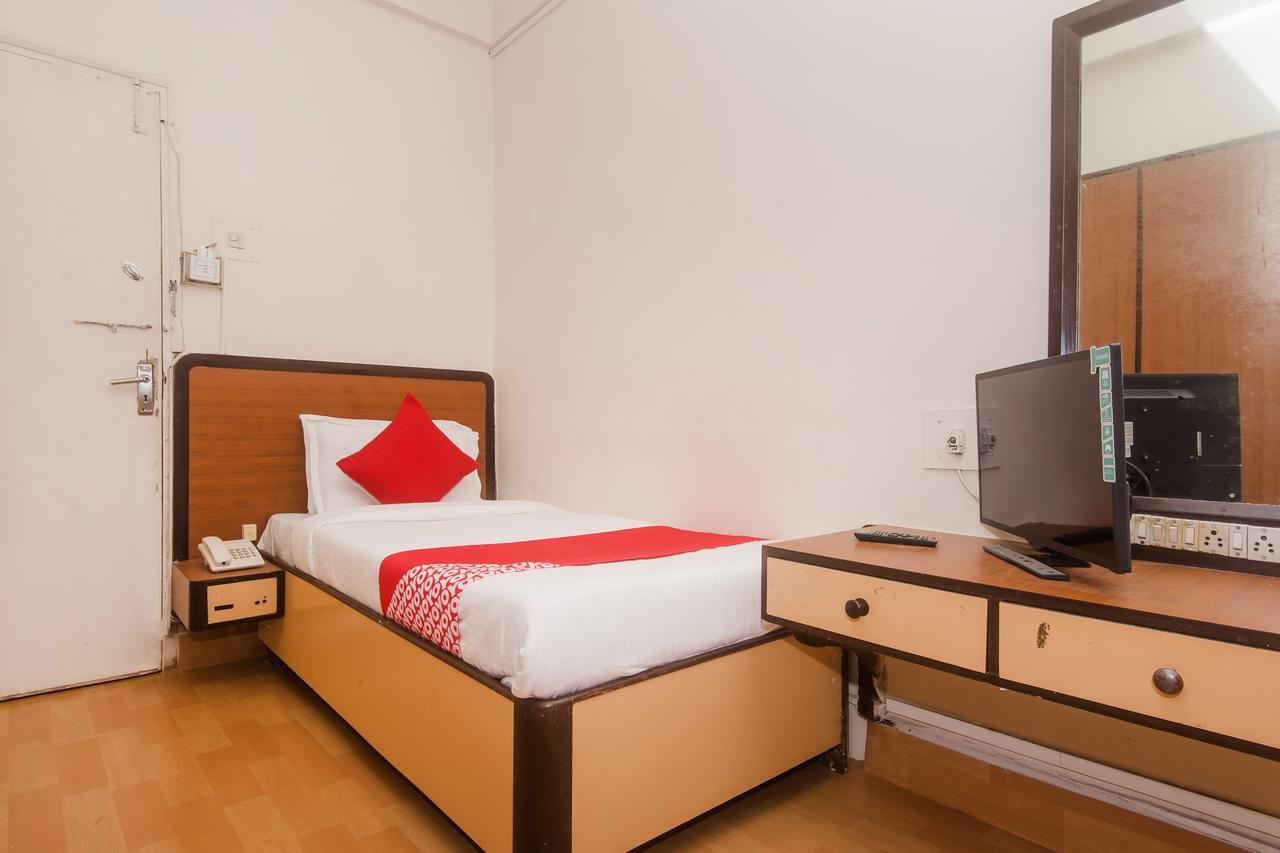 Oyo 935 Hotel Palkhee มุมไบ ภายนอก รูปภาพ